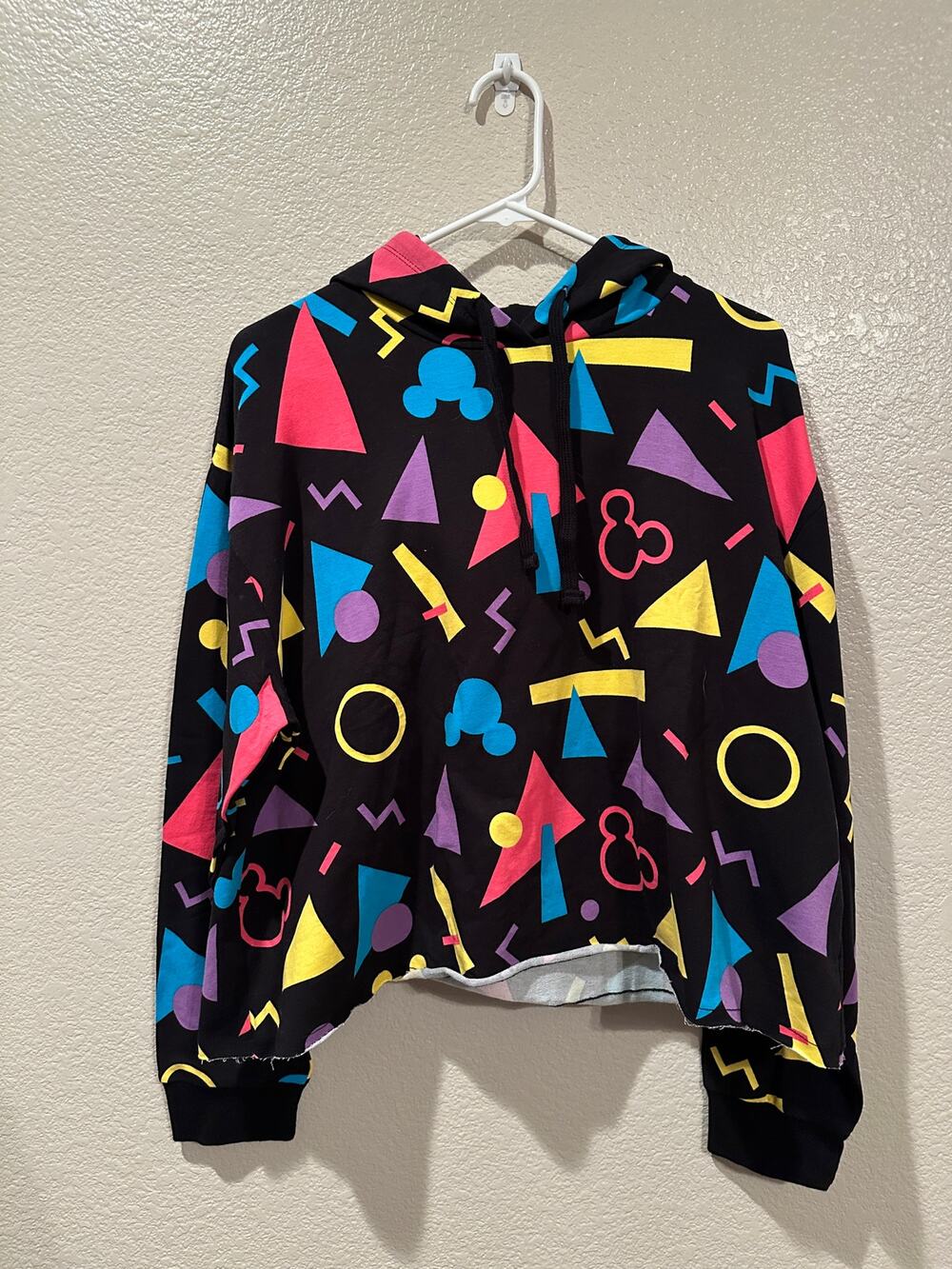 NWT Disney Parks 80s 90s Mickey Mouse Icon Cropped throw back hoodie XL